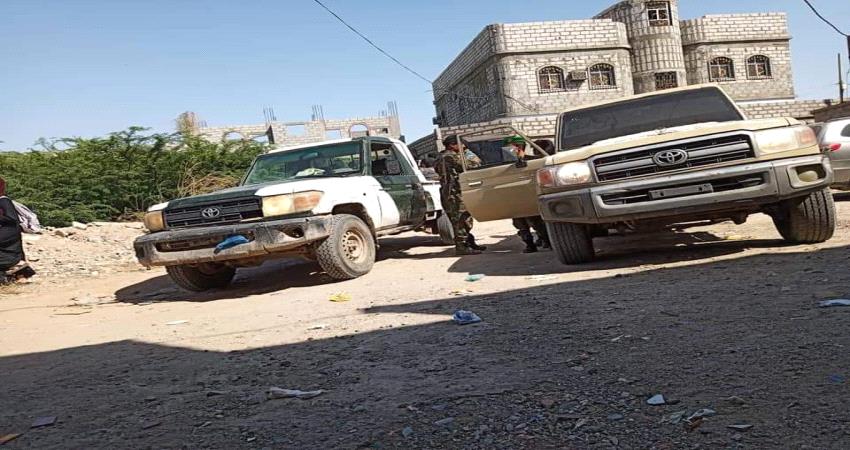 عصابة تتبع مليشيات الحوثي ترغم مواطن التنازل عن منزله وسيارته بقوة السلاح