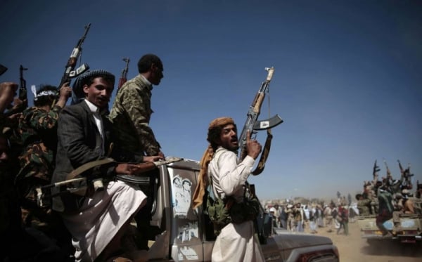 مليشيات الحوثي تقتل مواطنا مسافرا إلى صنعاء