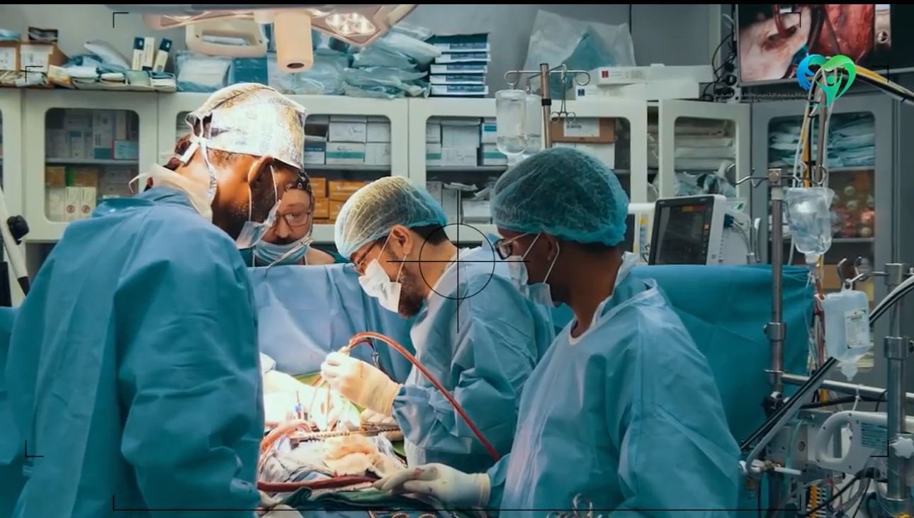 عدن.. إطلاق حملة طبية لإجراء 113 جراحة قلب مفتوح وقسطرة علاجية