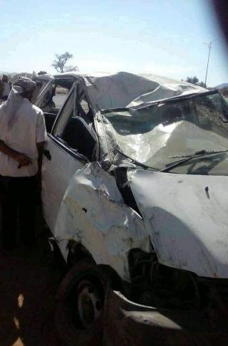  إصابة 12 طالبة جامعية بحادث مروري في طريق الضالع ..صورة