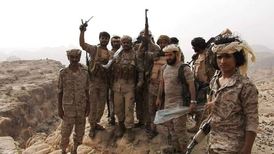 الجيش الوطني يدخل أول مناطق بني حشيش ومطالبات بالتدخل العاجل لإنتشال الجثث الحوثية المتناثره