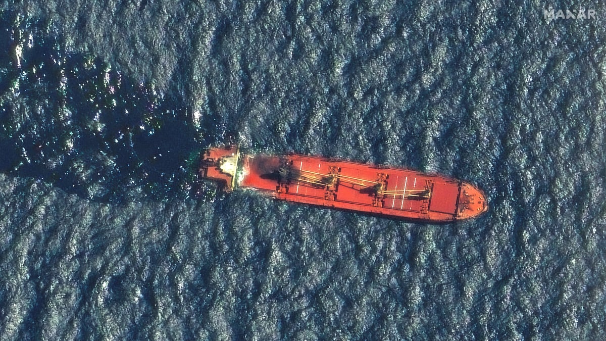 خطة أممية يمنية للتعامل مع السفينة "روبيمار"