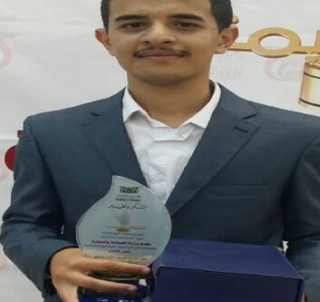 شاب يمني يخترع شبكة اتصالات مجانية في صنعاء..الإسم والصورة